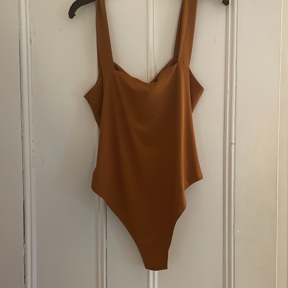 Body suit - Picture 3 of 3